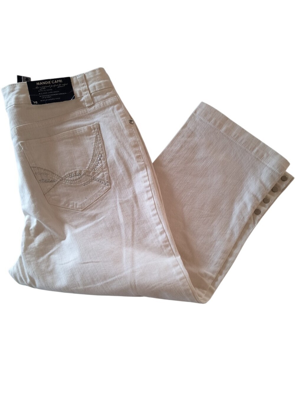 NWOT White Bandolino Mandie Capris Size 10